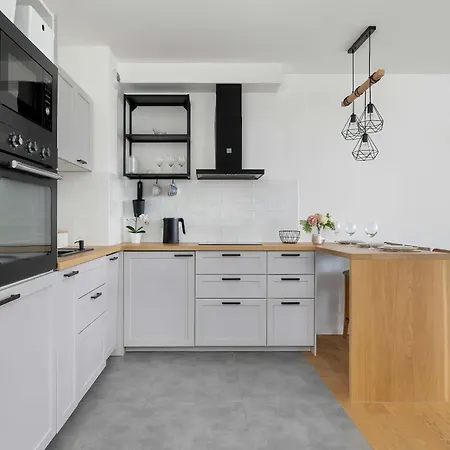 Apartamento Functional With Parking In Cracow By Renters Cracóvia